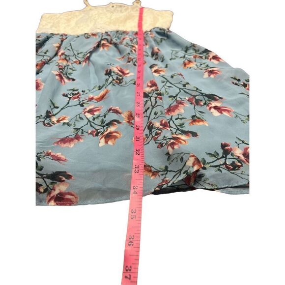 By & By lace cut out chiffon floral sleeveless tank summer dress teens 11 - Picture 4 of 6